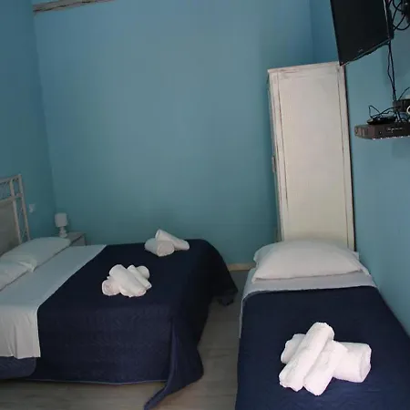 Double Room, Air Conditioning, Bathroom, In The Center Of Calabria N6784 Отель типа 