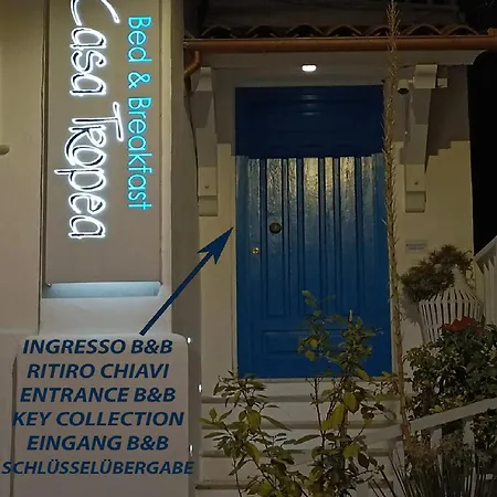 Double Room, Air Conditioning, Bathroom, In The Center Of Calabria N6784