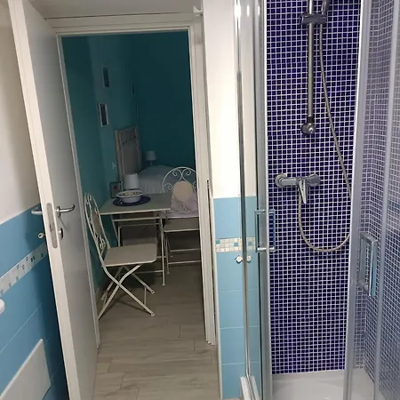 Bed & Breakfast Double Room, Air Conditioning, Bathroom, In The Center Of Calabria N6784